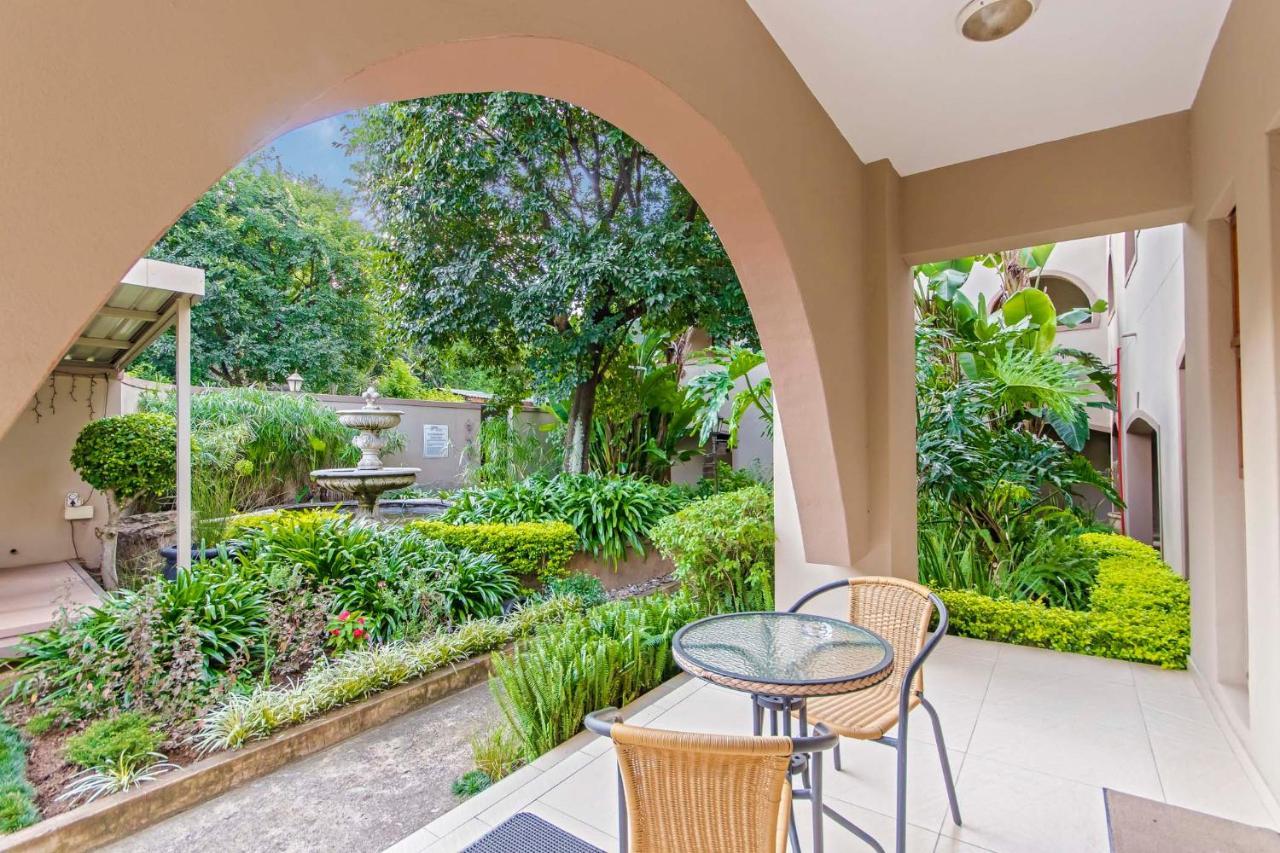 Dunton Guest House Johannesburg Exterior foto